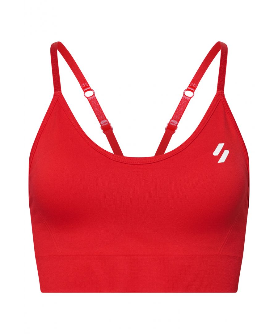 Being comfortable is essential when training. Our Training Contour Bra offers you that and more, all with a subtle style that will allow you to reach your gym goals.Fitted: A body-sculpting fit, tight to the bodyMoisture-wicking - Helps to regulate your body temperature by drawing perspiration away from the body and allowing moisture to disperse from the outer face of the fabricAdjustable strapsElasticated hemSupportive paddingCode logoSignature branding