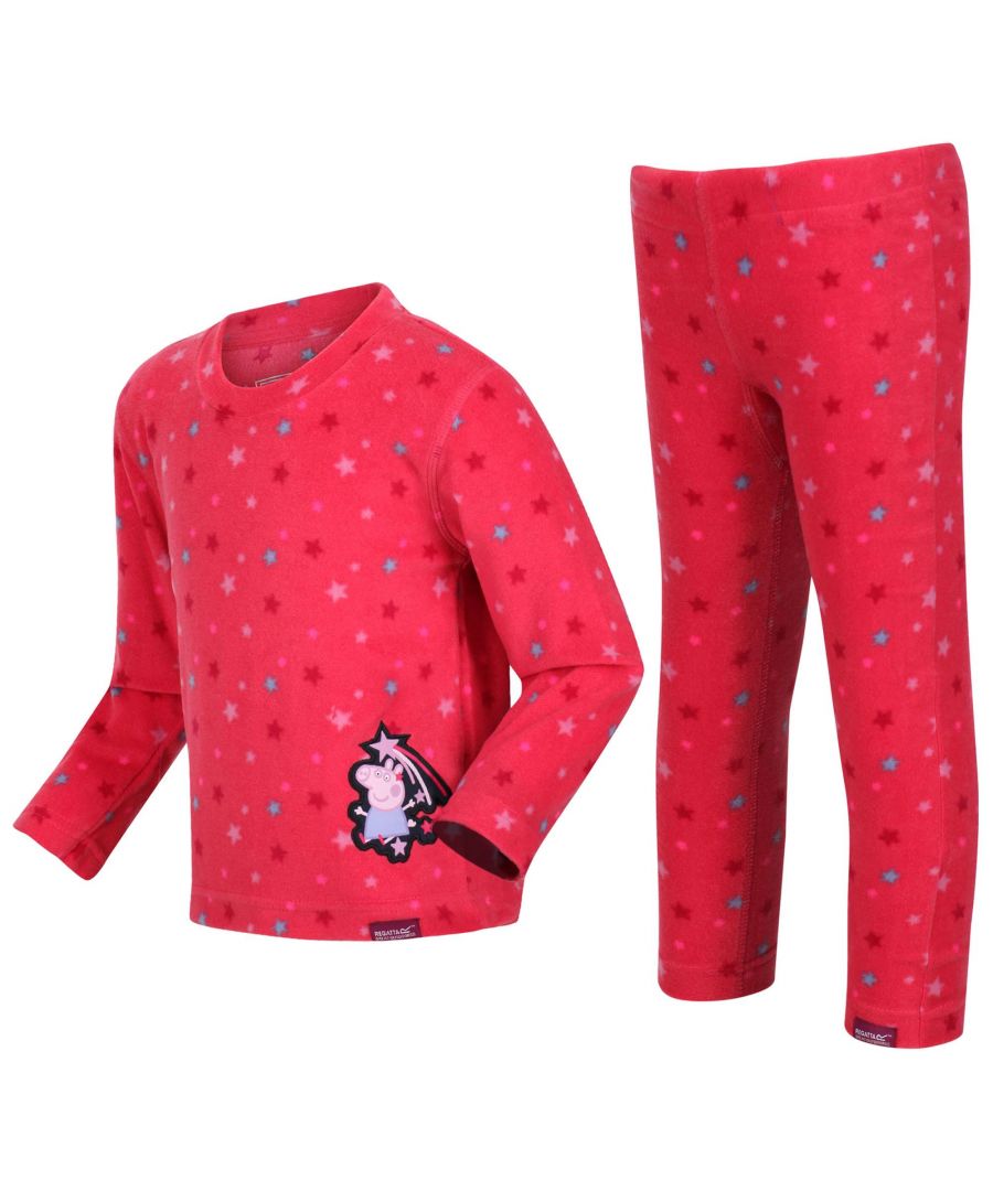 100% Polyester. Fabric: Brushed. Design: Patchwork, Stars. Characters: Peppa Pig. Neckline: Crew Neck. Sleeve-Type: Long-Sleeved. All-Over Print, Cut Out Label, Hardwearing, Ultra Soft. Fabric Technology: Anti-Pilling. 100% Officially Licensed.
