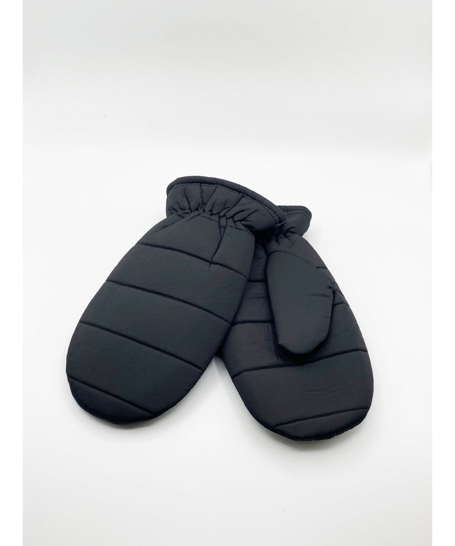 Quilted Mittens\n\nOne Size\nColour: Black\nMain: 100% Polyester\nSKU: Lyle
