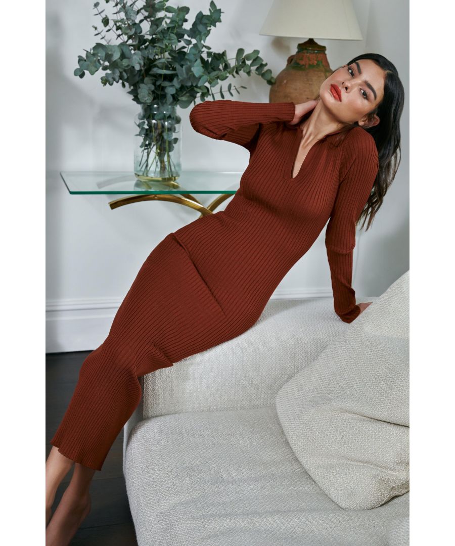 - Ribbed finish  - Collar neckline   - Bodycon fit  - Long sleeve  - Midi length  - Length: 105cm approx  - Cami is 5' 7