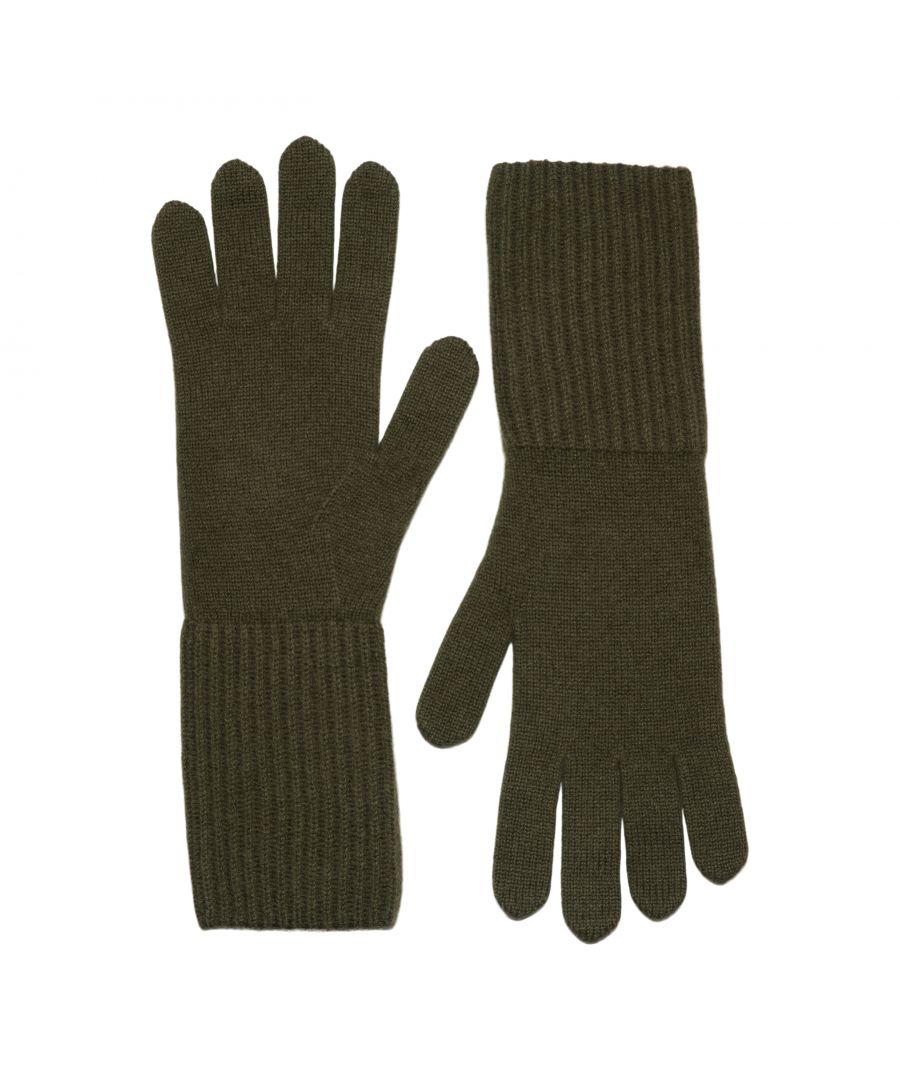 Keep your hands warm on the coldest of days in these soft and luxurious gloves. Our gloves are spun from soft, naturally insulating cashmere with deep rib trims that's are so chic. Co-ordinate with our cashmere scarves and hats to be wrapped in luxury head to toe.