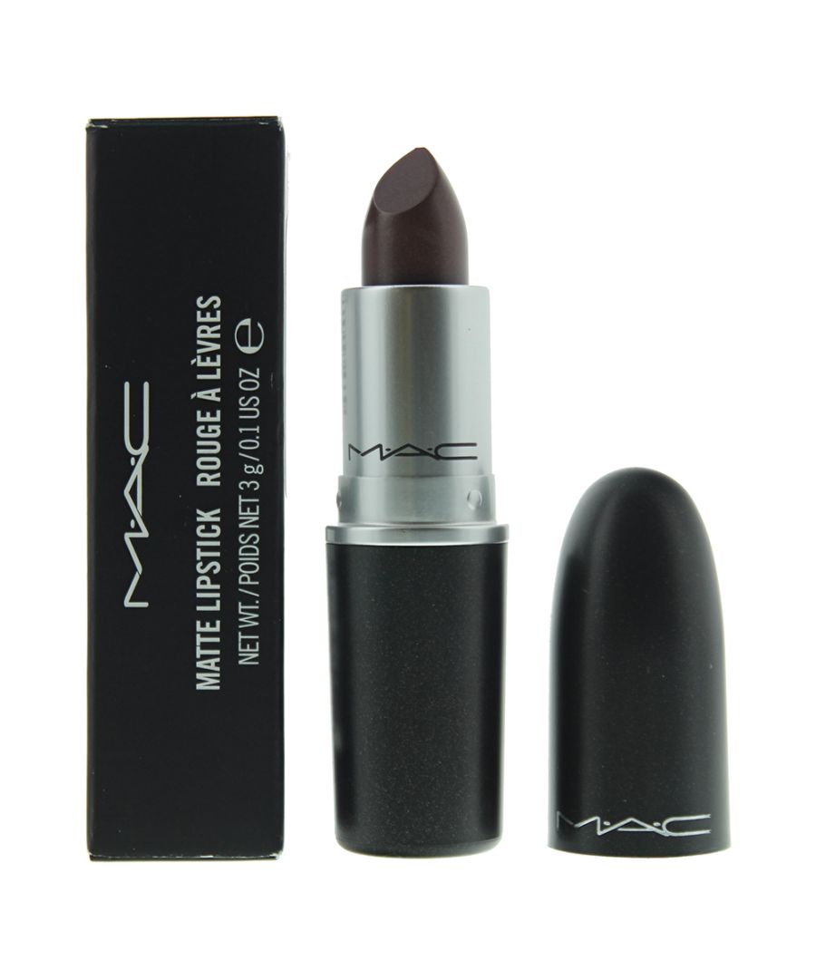 This creamy rich lipstick features high colour payoff in a non-shine matte finish.