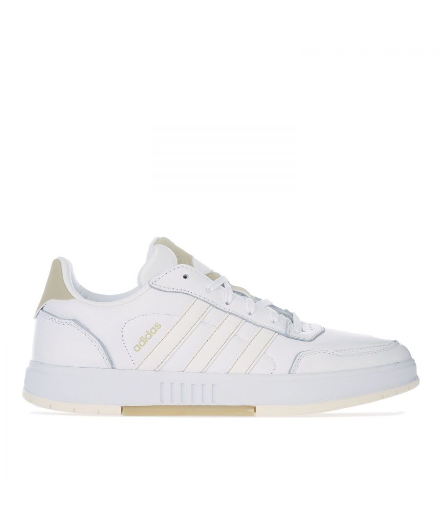 Mens adidas Courtmaster Trainers in white.- Leather upper with nubuck and PU leather.- Lace closure. - Cushioned feel.- Cloudfoam Comfort sockliner. - Low shaped ankle collar.- Tonal panel design to the upper coupled with tonal stitched detail.- adidas branding.- Regular fit. - Rubber cupsole. - Leather upper  Textile lining  Synthetic sole.- Ref.: FY8140