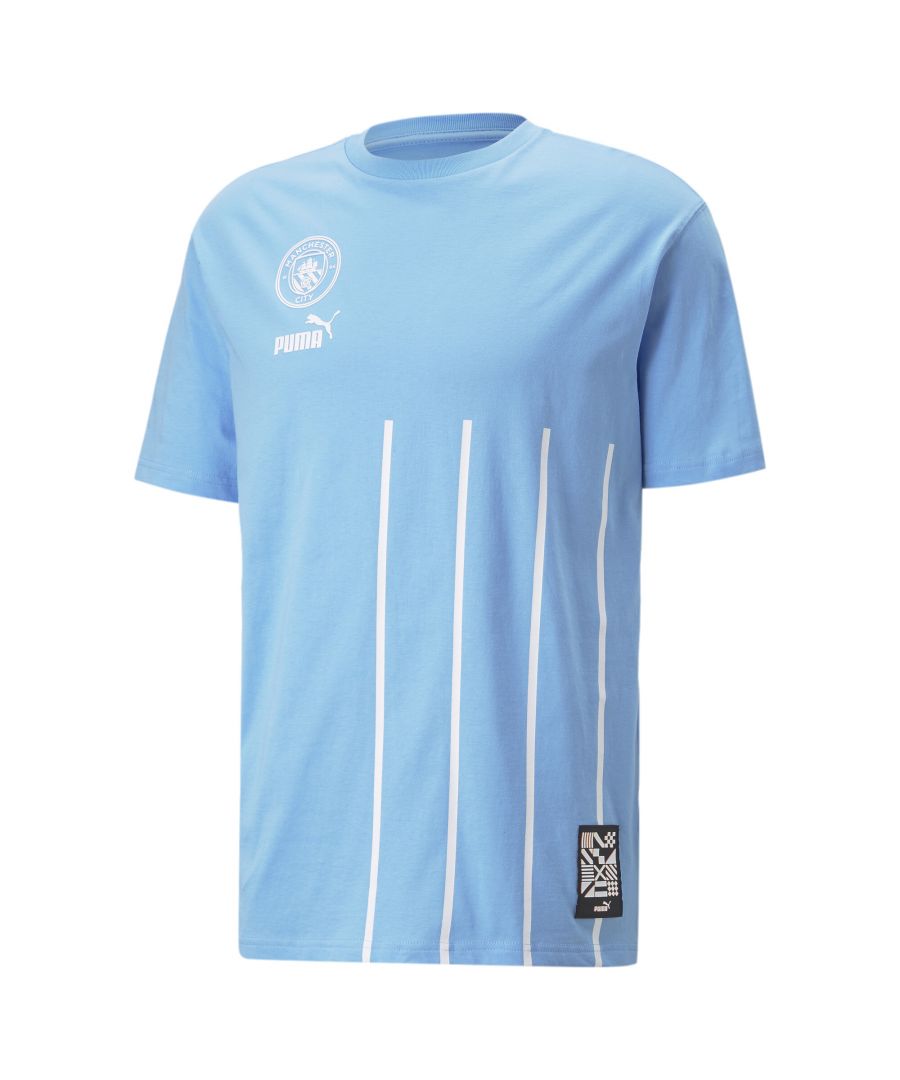 PRODUCT STORY Celebrate diversity in football and all your team’s wins in the Manchester City F.C. ftblCulture tee. It’s inspired by this season’s prematch gear and features a large graphic – like those seen on the kits – alongside a Unified by Diversity patch, and the Man City crest on the chest. FEATURES & BENEFITS : Recycled Content: Made with at least 20% recycled material as a step toward a better future Cotton: Cotton in PUMA products comes from farms with a focus on sustainable farming such as water efficiency and soil health protection. Learn more: https://about.puma.com/forever-better DETAILS : Regular fit Crewneck PUMA No. 1 Logo and official team crest on the chest Unified by Diversity patch at the hem