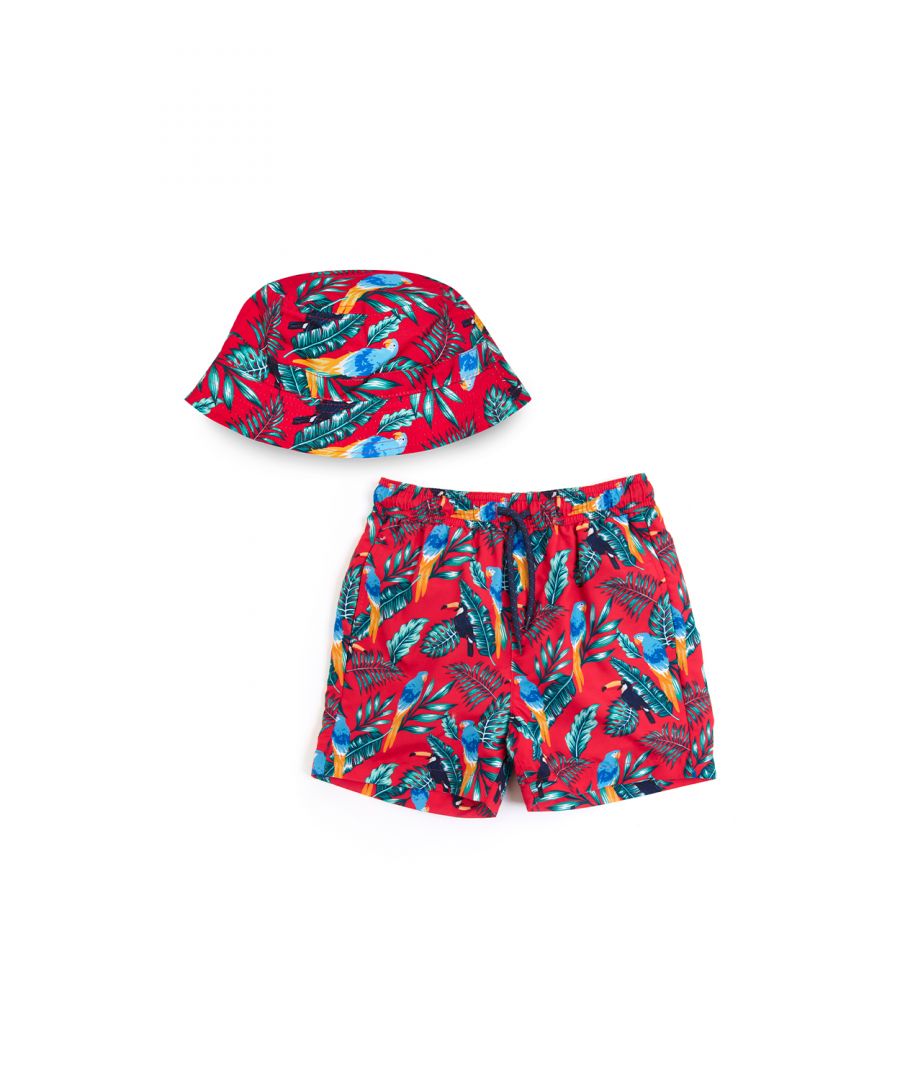 This recycled polyester swimwear set from Threadboys features a pair of all-over print swim shorts with in-seam pockets, an elasticated waistband with drawstring and a back pocket with velcro fastening. Matching bucket hat is also included. Perfect for the beach or by the pool. Other styles are also available.