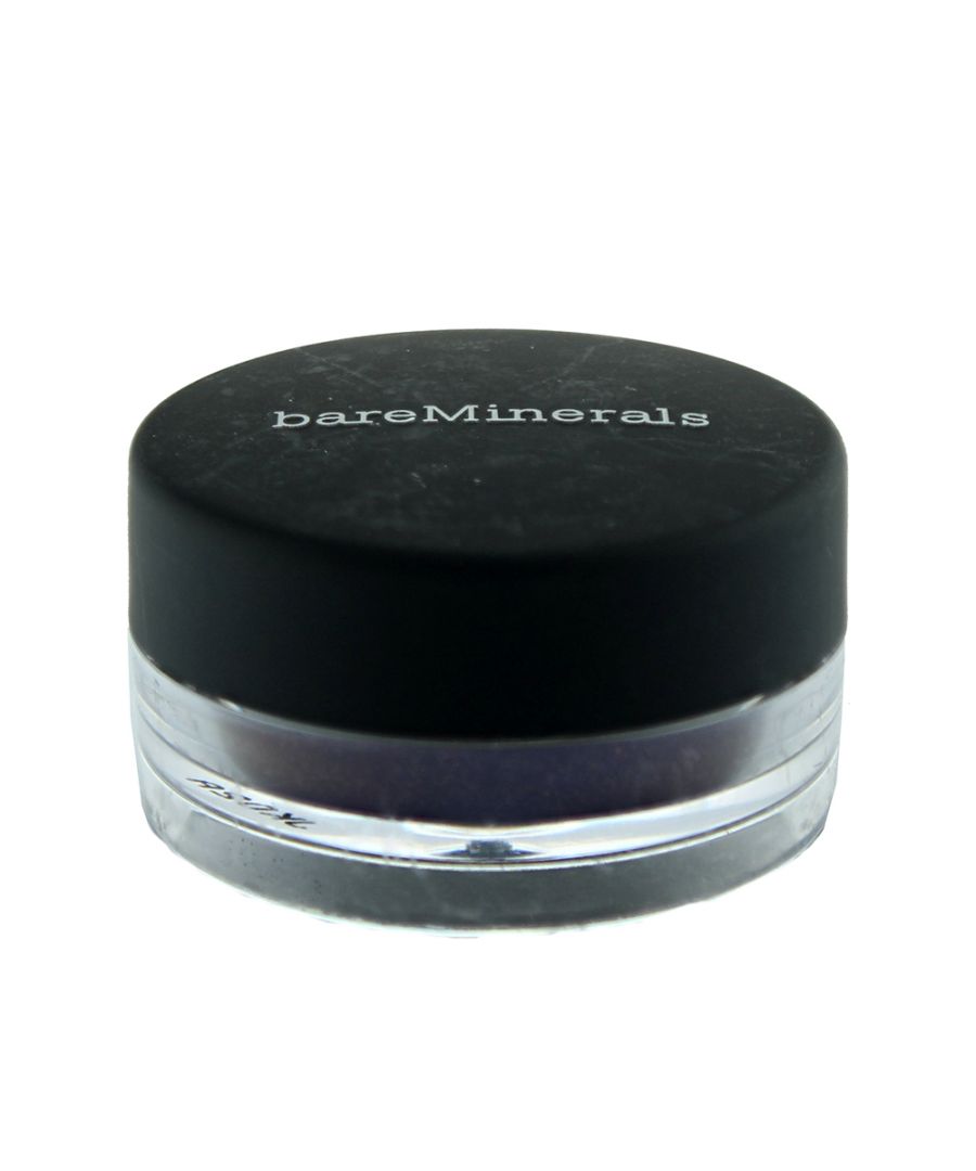 This creamy rich eye shadow by Bare Minerals delicately paints your eye lids to create an amazing range of dramatic eye-looks. Easily blendable and formulated to be smudge free and long-lasting, this eye shadow will transform your make-up for any occasion.