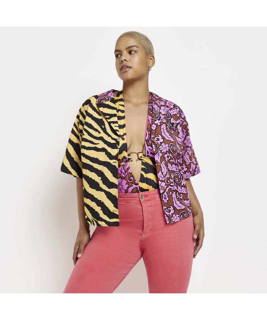 > Brand: River Island> Department: Womens> Type: Blouse> Style: Kimono> Material Composition: 100% Cotton> Material: Cotton> Size Type: Regular> Fit: Regular> Sleeve Length: 3/4 Sleeve> Neckline: V-Neck> Occasion: Casual> Pattern: Floral> Season: SS22