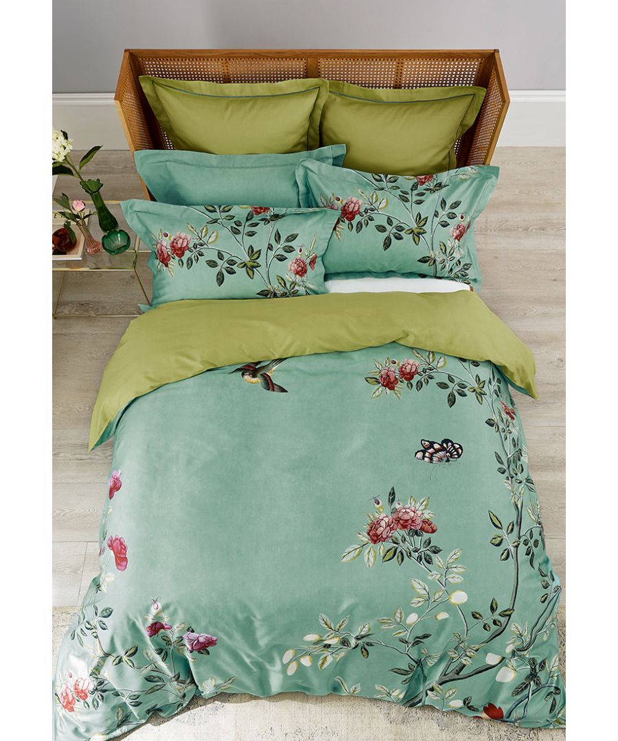 This bedlinen perfectly captures the exquisite detail of an 18th century Chinese hand-painted wallpaper held in the V&A collection. The almost life-size sprawling tree in full bloom with colourful birds and butterflies is artfully arranged on an aqua green ground with complementary reverse and Square Oxford pillowcase. The abundant flora and fauna creates the perfect sanctuary. Ornamental Garden is digitally printed onto 300 thread count cotton sateen and available in Double, King and Super King sizes. Made in Pakistan.