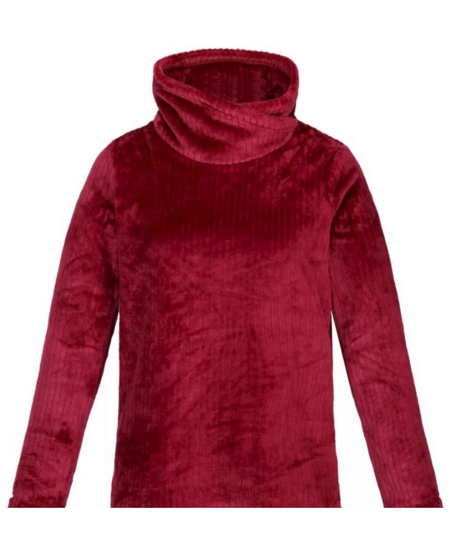 Material: 100% Polyester. Fabric: Brushed Inside, Soft Touch. Design: Line, Logo. Fabric Technology: Anti-Pilling. Hardwearing. Sleeve-Type: Long-Sleeved. Neckline: Standing Collar. Fastening: Overhead.