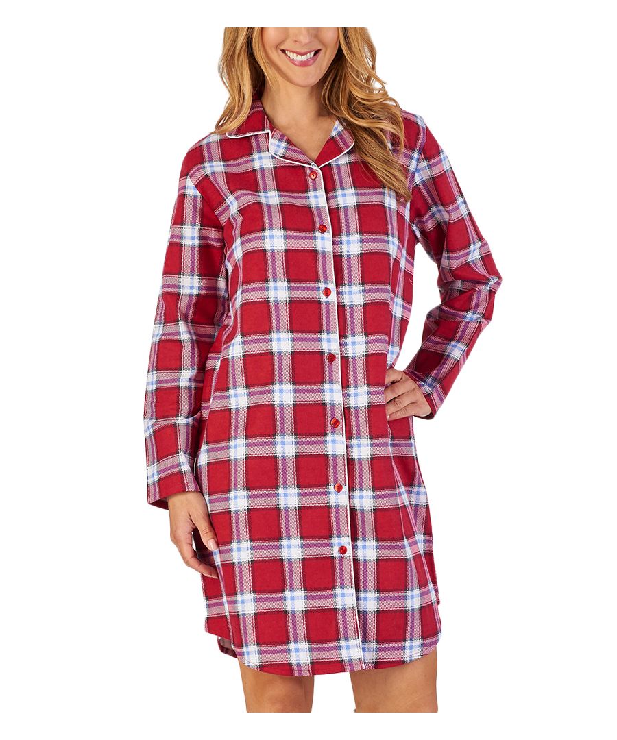 Gorgeous soft cotton check nightshirt with long sleeves. Tailored style with button down front and collar. Piping details on trim and a curved hem. Size Guide: S/M (10/12), M/L (12/14), XL/2XL (16/18), 3XL/4XL (20/22).