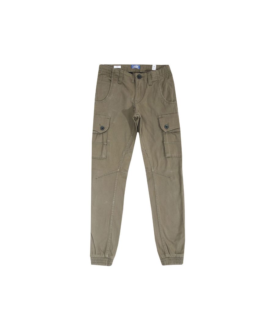 Junior Boys Jack Jones Warner Cargo Pant.- Adjustable inner waist ties.- - Stretch in the material for a great fit.- - Slightly tapered leg.- - Carrot fit.- Pockets to legs- - Main material: 98% Cotton  2% Elastane. Machine washable.- - Ref: 12183362