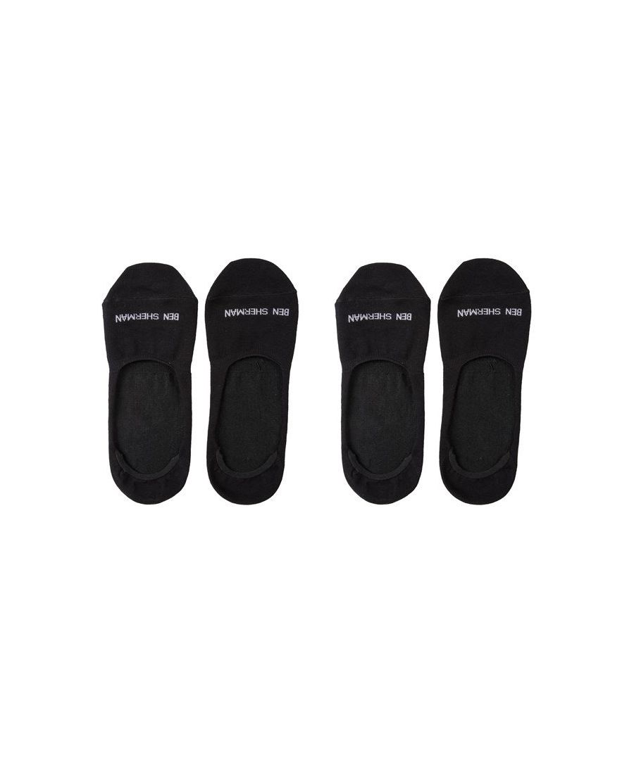 Koel en comfortabel. deze Ben Sherman 3-pack sneakersokken zijn een must-have voor je sportieve kledingkast en gymset. Dit pakket is voorzien van de geweven designer branding. een praktische antisliphak en een one size fits all-ontwerp.