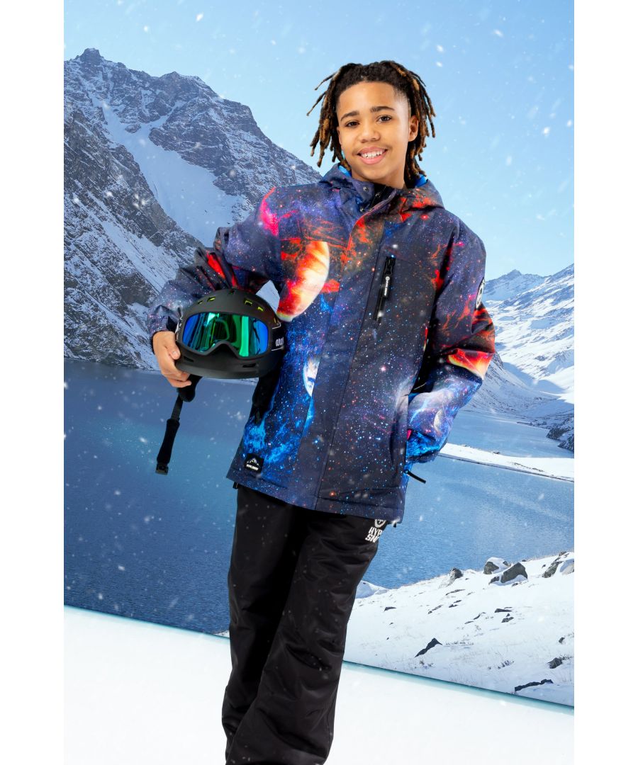 The HYPE. Snow Kids Jackets are here to keep you ahead of trends even on the slopes. With a high neck fastening, fixed hood, double secure pockets and inside padding for the ultimate comfort. This is designed in our standard kids snow jacket shape, perfect for boys, girls and genderless. This HYPE. Snow Sunburst Jacket features an all over galaxy inspired print in a orange, blue and navy colour palette. Machine washable.