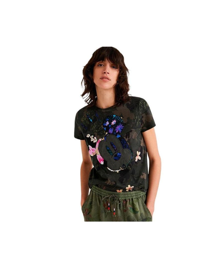 Brand: Desigual Gender: Women Type: T-shirts Season: Spring/Summer  PRODUCT DETAIL • Color: green • Pattern: print • Sleeves: short • Neckline: round neck  COMPOSITION AND MATERIAL • Composition: -100% cotton  •  Washing: machine wash at 30°