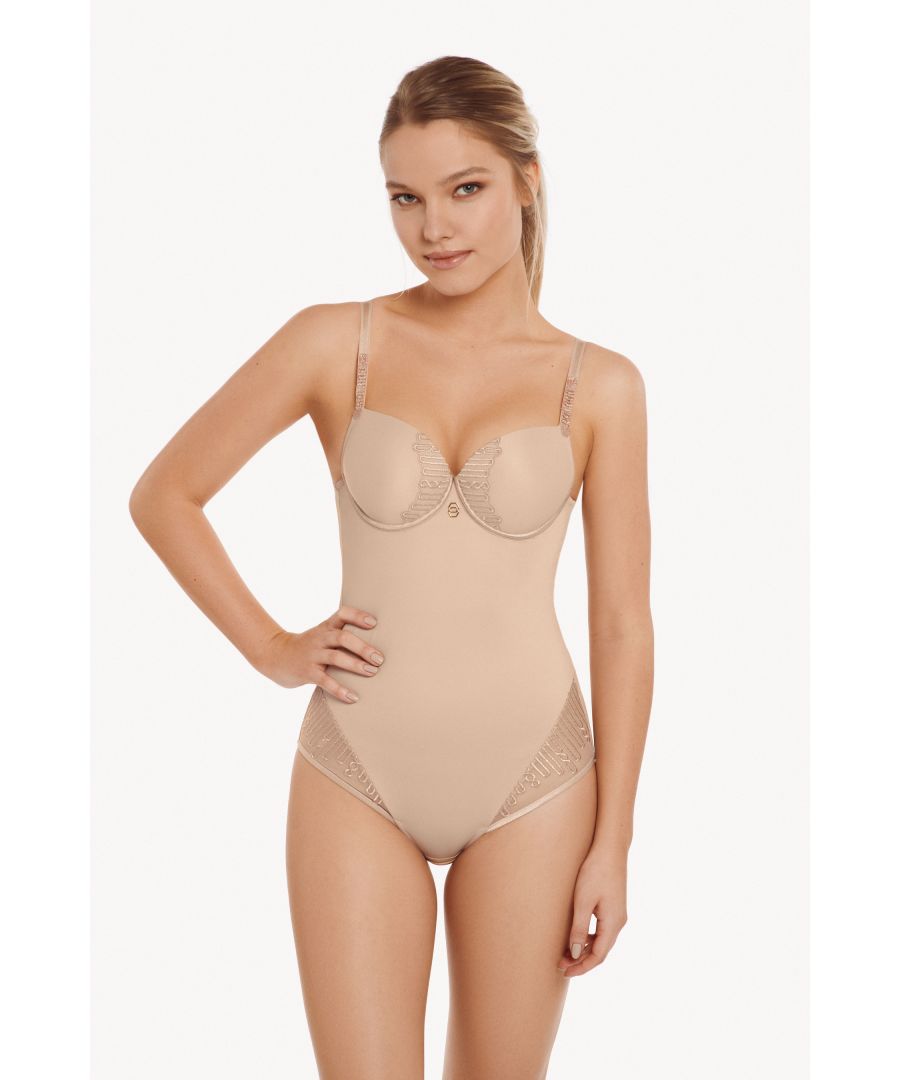 This modern underwired body with soft foam cups from the Lisca 'Ivonne' range features soft and comfortable microfibre combined with attractive transparent embroidery. The smoothly shaped cups and soft edges allow for a seamless look under fitted clothing. The body features an attractive embroidered butterfly-shaped design between the cups with a metal decorative detail. The front of this body is lined with functional elastic tulle to help shape and smooth your body. The adjustable straps feature decorative applique at the front. The straps are wider for larger sizes. The back of the body has a slightly U-shaped design and the fastening band at the gusset enables three-level length adjustment.  