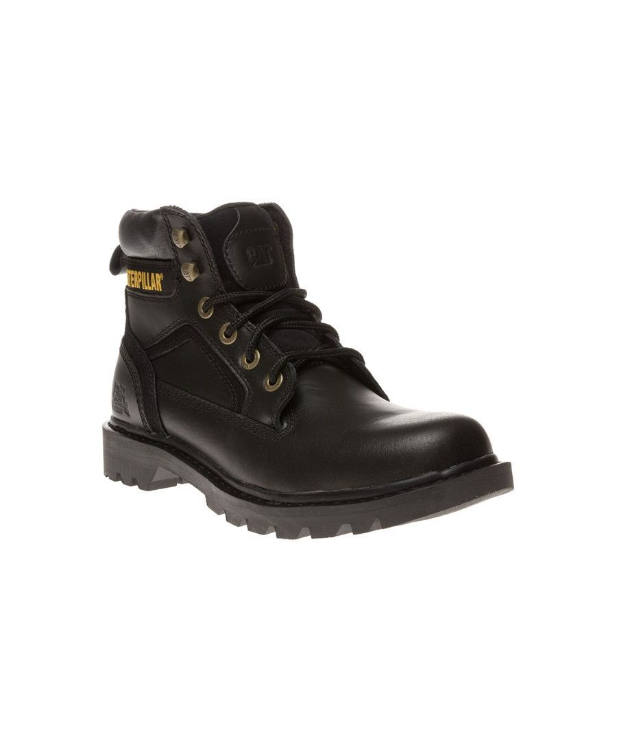 A Classic Style From Caterpillar From Their Wide Selection Of Work Wear. Tough Shoes And Rugged Boots! The Caterpillar Stickshift Boots In Black Feature A Leather Upper, Padded Tongue And Ankle Cuff And Comfortable Textile Lined Inner. Sturdy Rubber Outsole Completes.