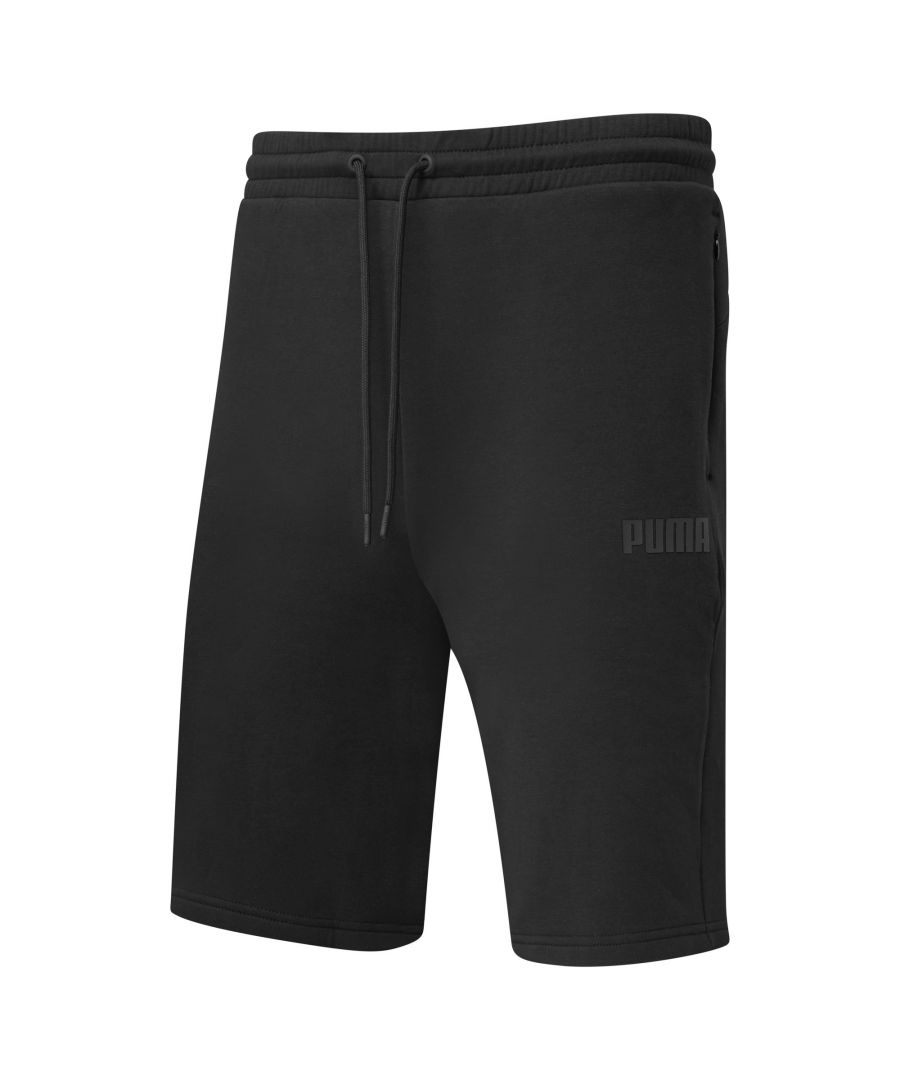 Perfect for relaxing at home or heading out, the SPACER Shorts will keep your style fresh. DETAILS Regular fitAbove knee lengthPUMA branding detailsSignature PUMA design elements