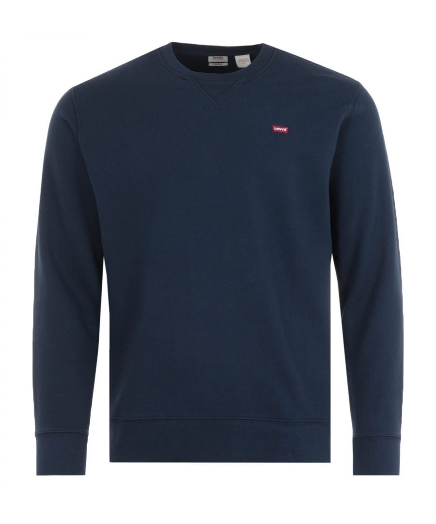 Responsibly made, this timeless crew neck sweatshirt from Levi's is crafted from pure BCI cotton in a French terry construction, providing comfort and versatility. Cut to a regular fit for an effortless style. Featuring a ribbed crew neck with a V-neck insert and ribbed trims. Finished with the iconic Levi\'s Logo embroidered at the chest. BCI - By buying BCI cotton products, you're supporting more responsibly grown cotton through the Better Cotton Initiative. Regular Fit. Sustainably Sourced BCI Cotton French Terry. Ribbed Crew Neck. V-Neck Insert. Ribbed Cuffs & Hemline. Levi's Branding. Style & Fit: Regular Fit. Fits True to Size. Composition & Care: 100 % Cotton. Machine Wash.