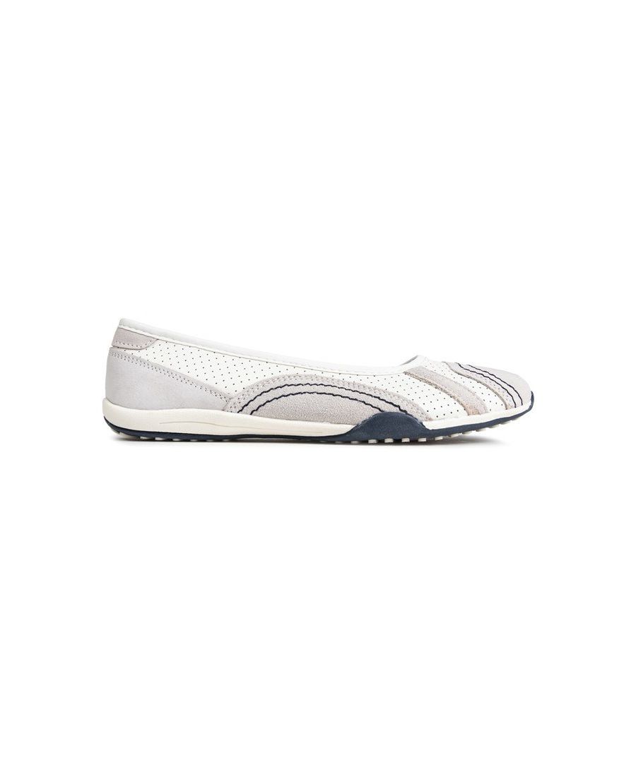 The Kate Slip-on From Soelsister Is Your Everyday Flat Pump With A Subtle Sporty Edge.the Breathable Leather Upper And Lightweight, Flexible Sole Makes This Feminine Shoe Perfect For Many Occasions, Comfortable Wear And Versatile Looks. These White Ballerinas Are Designed To Provide Low-key Styling With A Timeless Finish And Sculpted Silhouette.