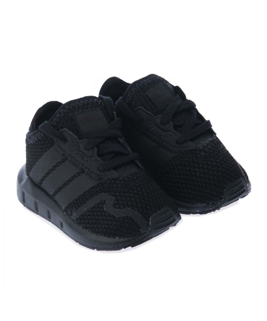 Infant adidas Originals Swift Run X Trainers in black.- Lace closure. - OrthoLite® sockliner and Adifit length-measuring insole.- Snug fit.- EVA midsole and rubber outsole.- Textile and synthetic upper  Textile lining  Synthetic sole.- Ref.: FY2187I