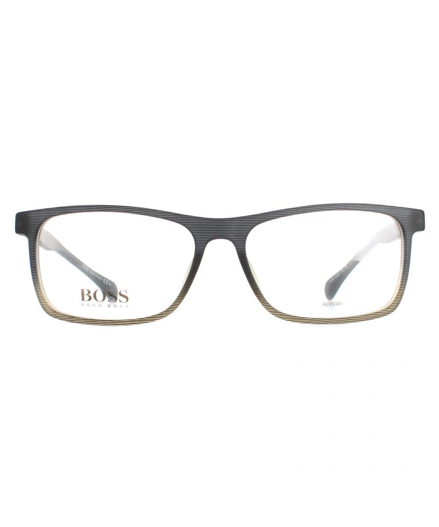 Hugo Boss rechthoekige heren grijs bruin patroon baas 1084/IT -bril zijn een slimme en klassieke rechthoekige stijl vervaardigd van super lichtgewicht optyl plastic. Het slanke frame is veelzijdig en gemakkelijk te dragen en heeft het Hugo Boss -logo op de tempels.
