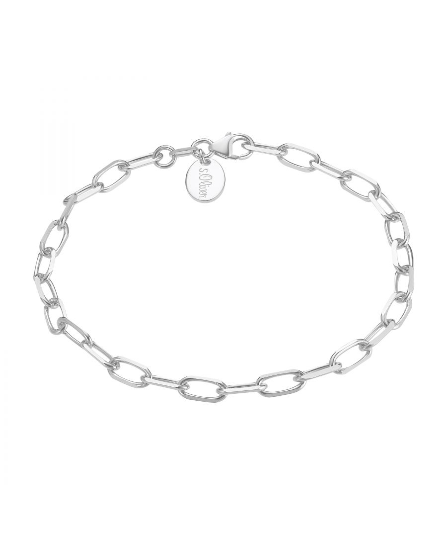 Vind uw persoonlijke highlight in het grote s.Oliver armbandenassortiment! Modellen met zowel opvallende hangers als discrete ontwerpen wachten erop door u ontdekt te worden. Veel armbanden zijn versierd met stralende witte zirkonia (synth.), andere schitteren door hun gladde uiterlijk. De armbanden zijn altijd gemaakt van 925 sterling zilver, vaak geel of roségoud verguld.