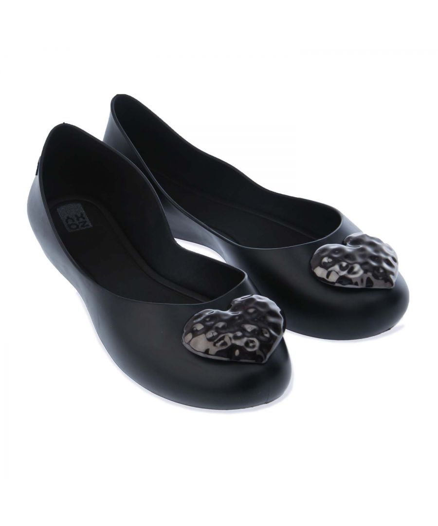 Womens Zaxy New Start Heart Shoes in black.- Synthetic  upper.- Slip on closure.- Closed round toe.- Oversized iconic heart on the toe.- Supersoft foot-bed.- Synthetic upper  lining and sole.- Ref: 8310452780
