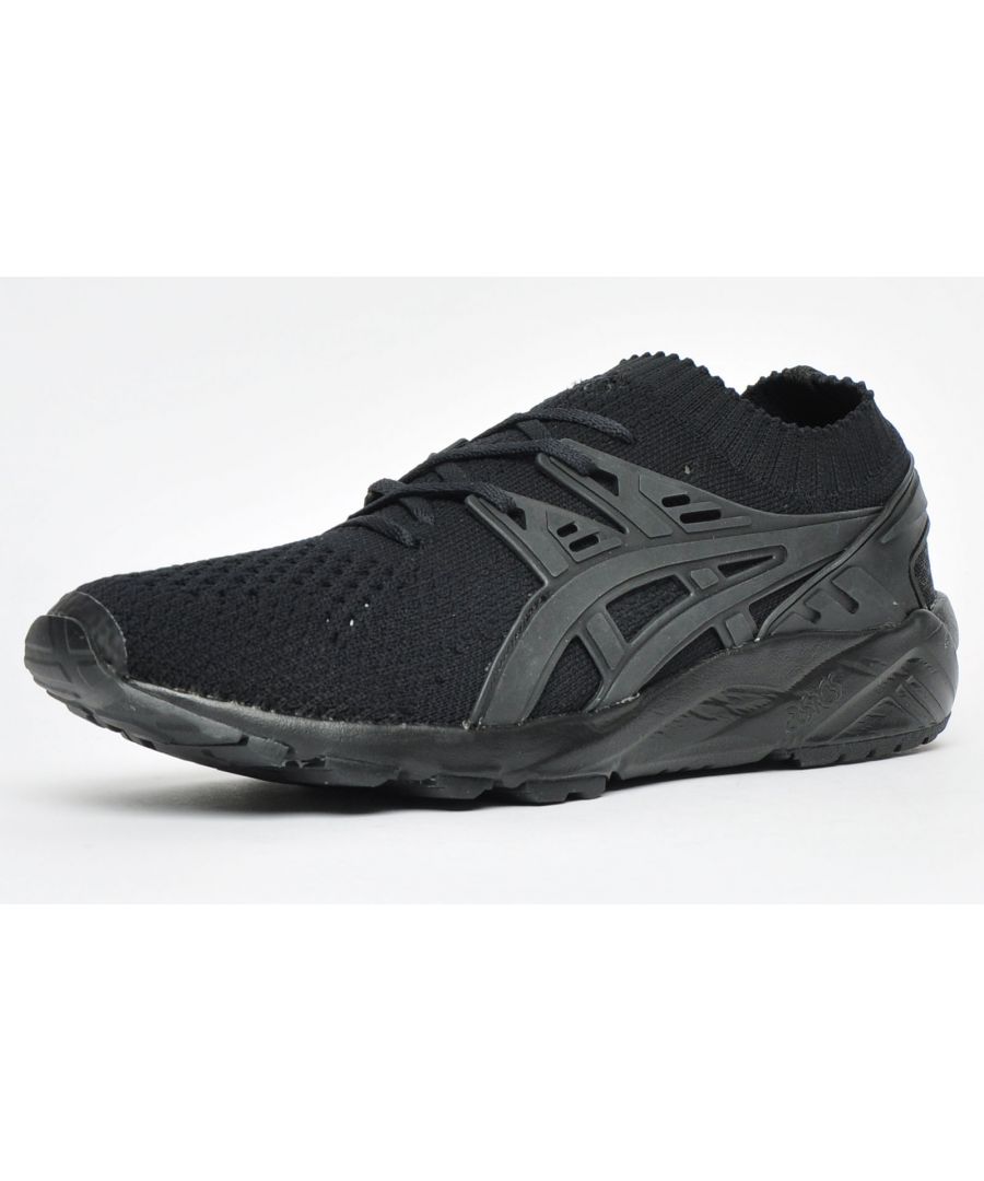 Designed and expertly crafted with state-of-the-art Asics technology, including a lightweight state of the art knit upper which delivers exceptional airflow and a secure fit lace up construction. These Asics Gel Kayano mens trainers are the perfect choice for all wear, with an EVA / Gel cushioned midsole improving shock absorption and comfort.\n This Kayano is finished with a premium trainer knit fabric which offers a truly modernised look of this high performance classic \n - Asics premium retro running shoes\n - Secure lace up fastening \n - Lightweight and breathable textile knit upper \n - Durable synthetic overlays\n - Cushioned inner for increased comfort \n - Mono sock inner for a sock like fit and feel \n - EVA midsole offers exceptional cushioning and impact resistance \n - Durable rubber outsole provides outstanding traction and wear\n - Exclusive GEL cushioning to the heel\n - Asics branding throughout