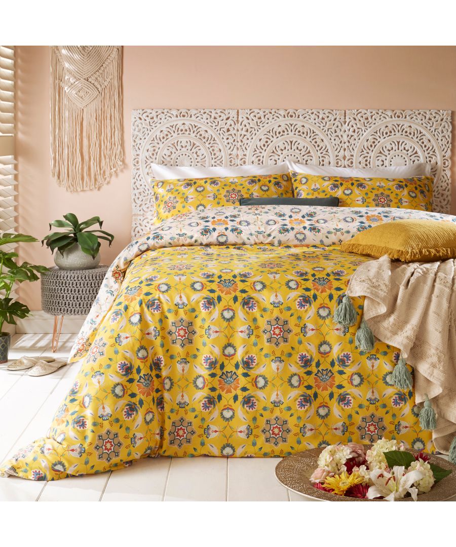 Instantly transform your bedroom with our Folk Flora bedding, inspired by traditional folk art and vibrant foral tones. Featuring a fully reversible design, so you get two looks in one, perfect for switching over to suit your mood or décor.