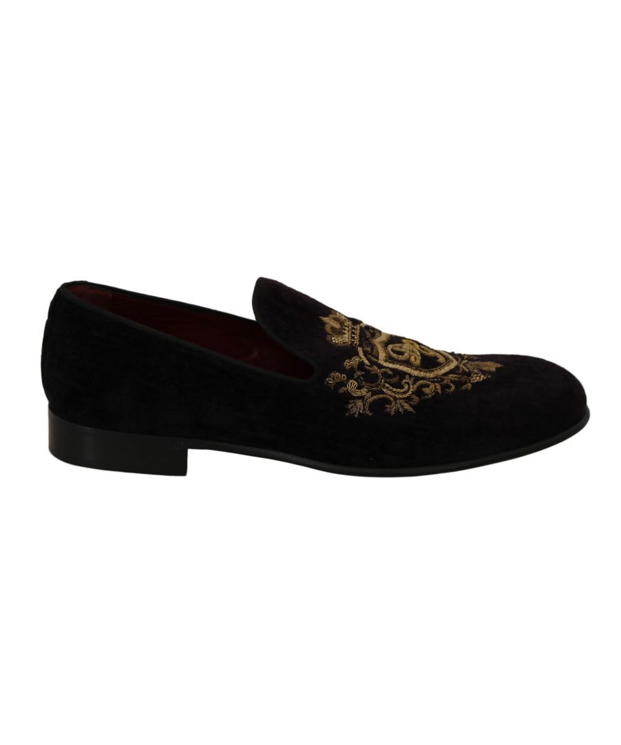 Dolce & ; Gabbana Gorgeous brand new with tags, 100% Authentic Dolce & ; Gabbana mens shoes Model : Loafers dress Color : Black Material : 90% Cotton, 10% Acciaio inox Gold Crown embroidery Bordeaux leather sole Logo details Made in Italy Very exclusive and high craftsmanship