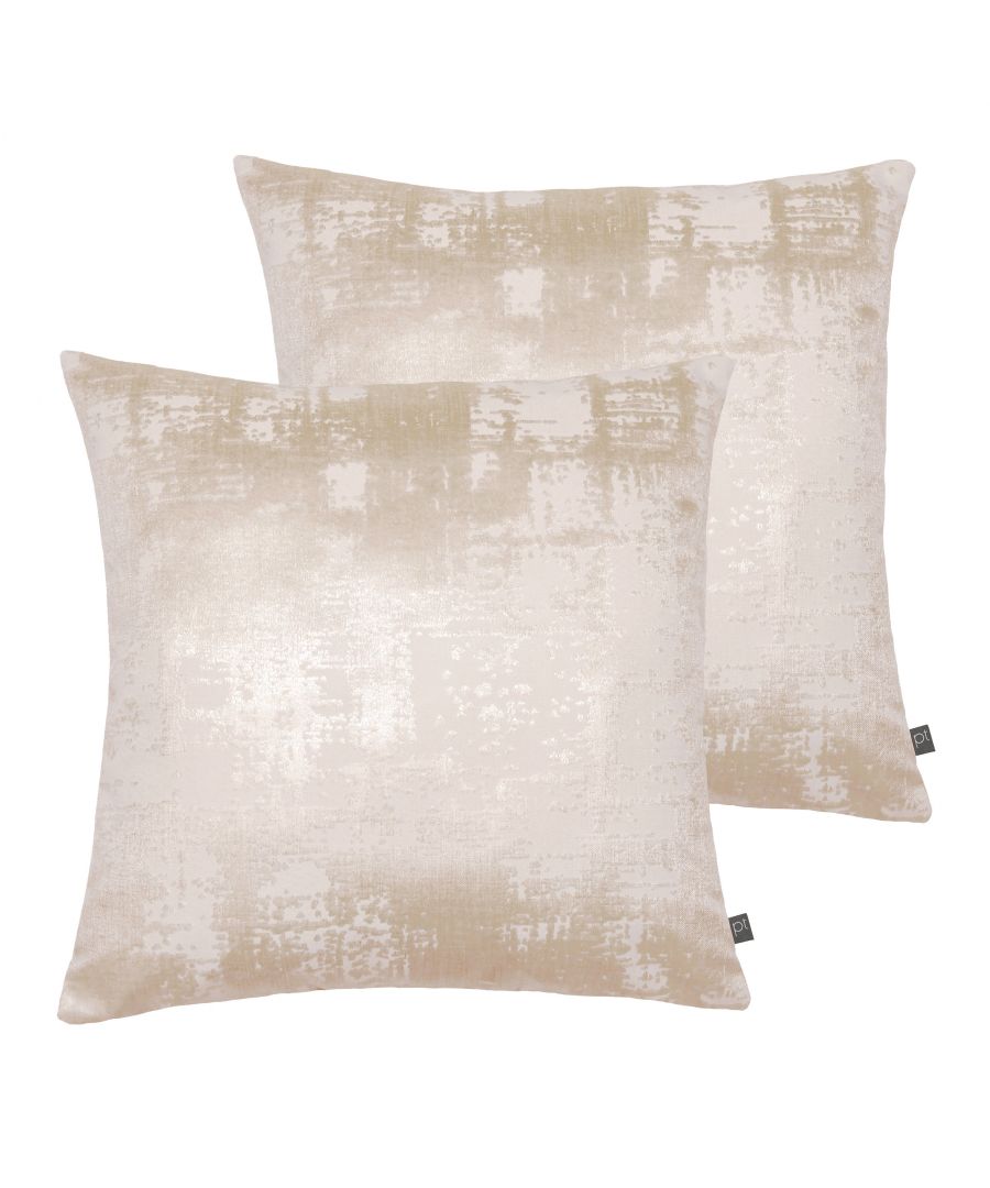 A sumptuous burnished velvet fabric with on-trend metallic highlights.