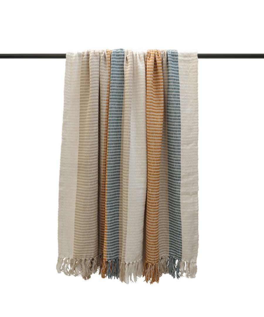 Our Tulsa cotton throw features bands of contrasting woven colour in warm summer tones, and finished with fringed tassel edges. Perfect for cool summer evenings, or for layering up and adding texture to your home.