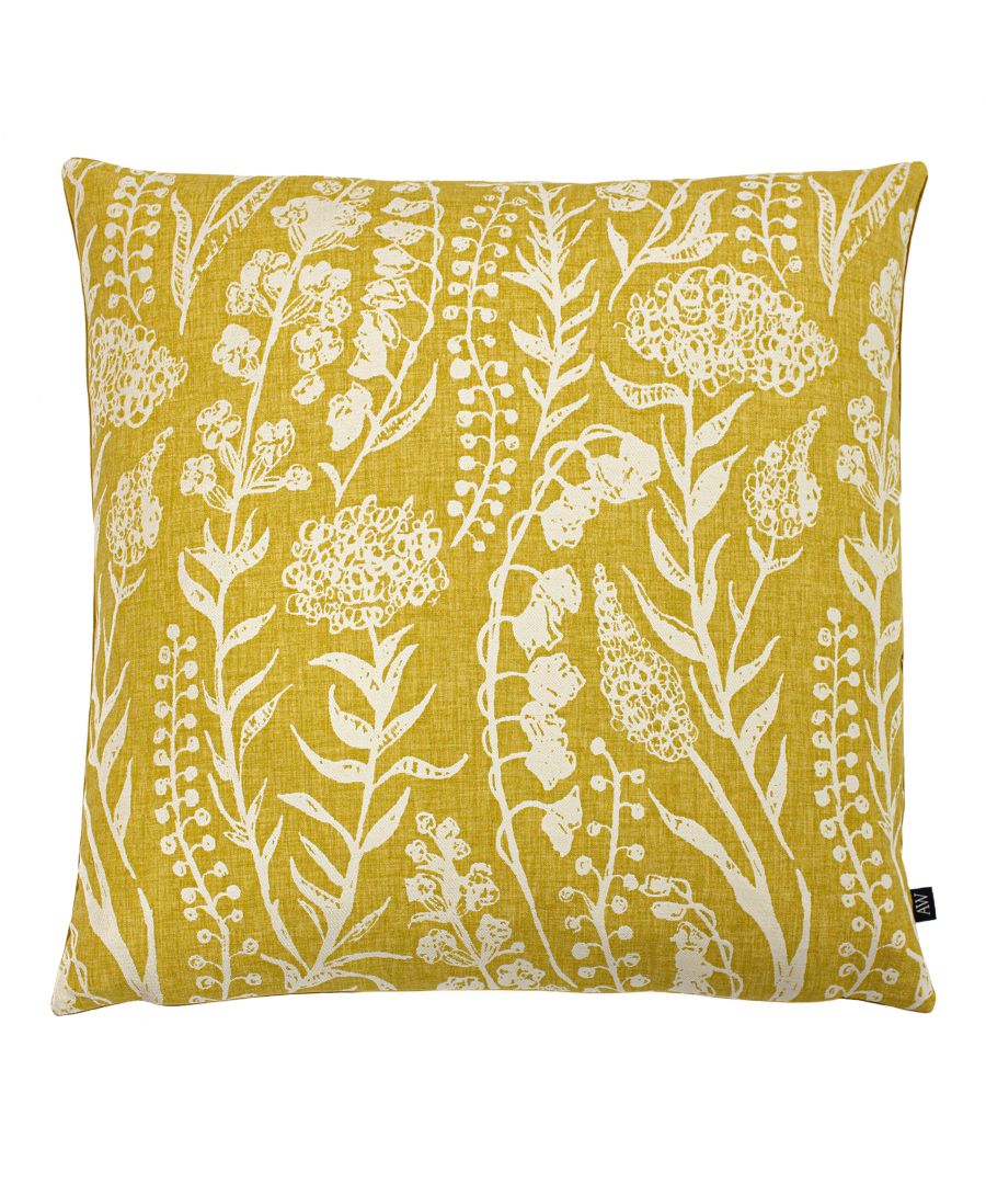Turi uses matte yarns to help create an intricately detailed jacquard. This charming design wonderfully captures a scandi feel and creates a stylish living space. Complete with a plain reverse in soft velvet feel fabric, this cushion is perfect to compliment an array of textures and tones.