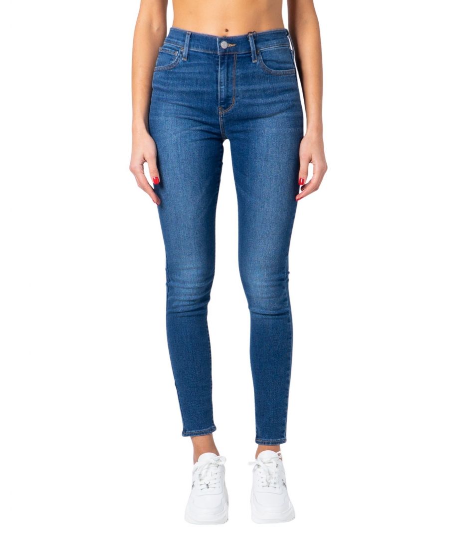 Womens Levis 720 High Rise Super Skinny Jeans in denim.- 5-pocket construction.- Zip fly and button fastening.- Levis branded waist patch.- Iconic Levis tab to the rear pocket.- High rise.- Skinny fit.- Extra short inside leg length approx. 28 inch  Short inside leg length approx. 30 inch  Regular inside leg length approx. 32 inch.- 72% Cotton  26% Polyester  2% Elastane.  Machine washable.- Ref: 52797-0206Measurements are intended for guidance only.