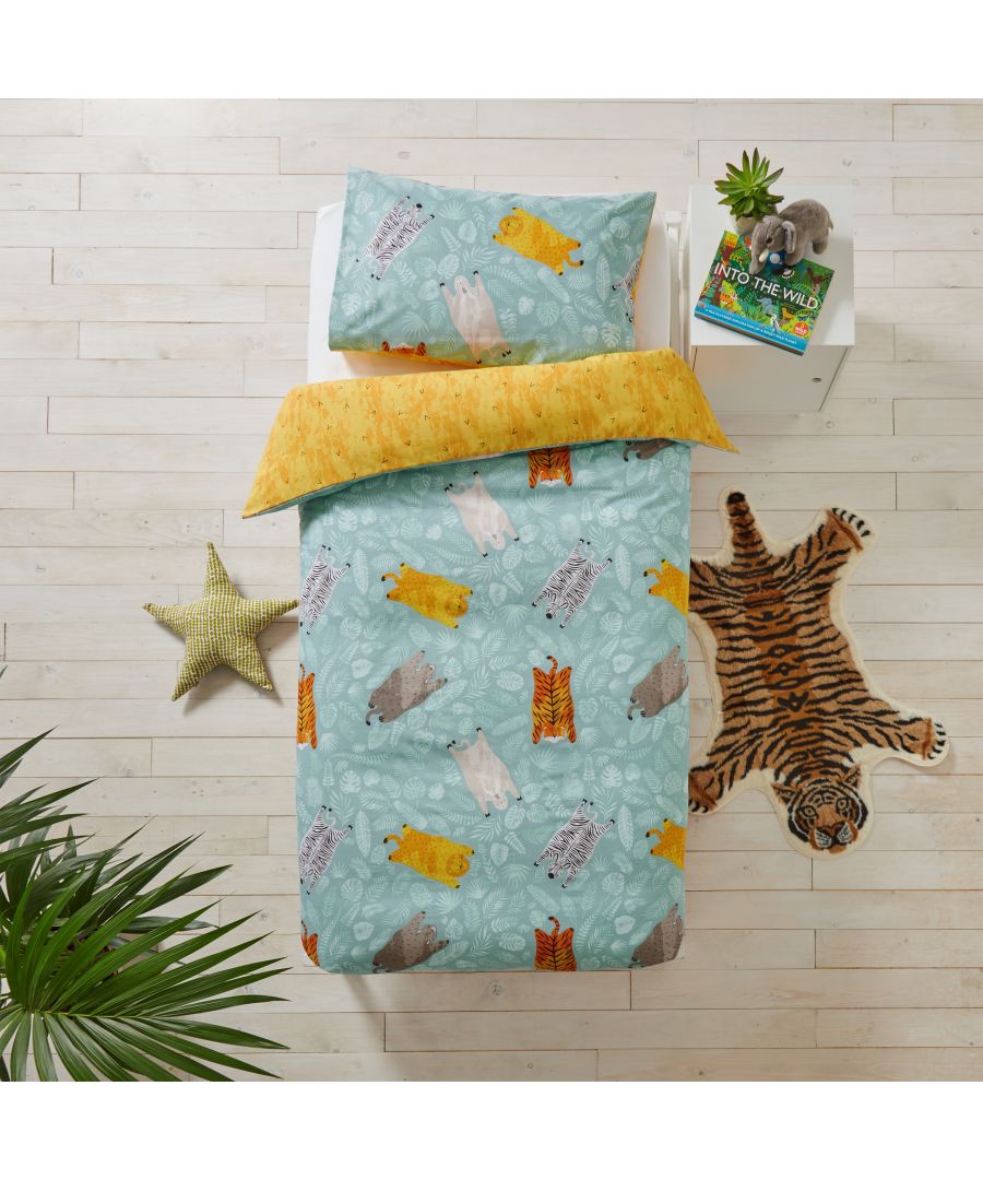 The Wild Friends bedding is the perfect design to add a burst of life to any child’s bedroom! Featuring an exotic animal print to celebrate the unique furs and patterns of our wild friends, complete with a tonal geometric reverse print for a softer alternative when you need it!