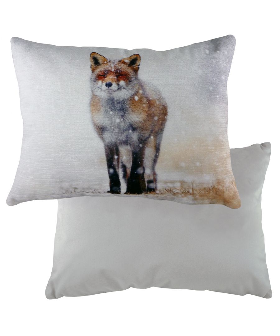 Add some character to your home with this beautiful wintry Fox design. The design is sure to make you smile and the snowy setting will bring a sense of festivity to your home, pair with other neutral soft furnishings and lots of textures to add a warm and cosy feel to your interior.