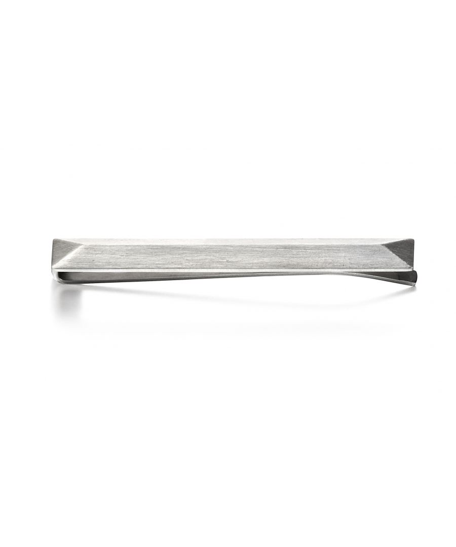 Fred Bennett Men Silver Tie Clip Y0280Tie slide length is 5.5cm0Pryamid designCrafted using stainless steel