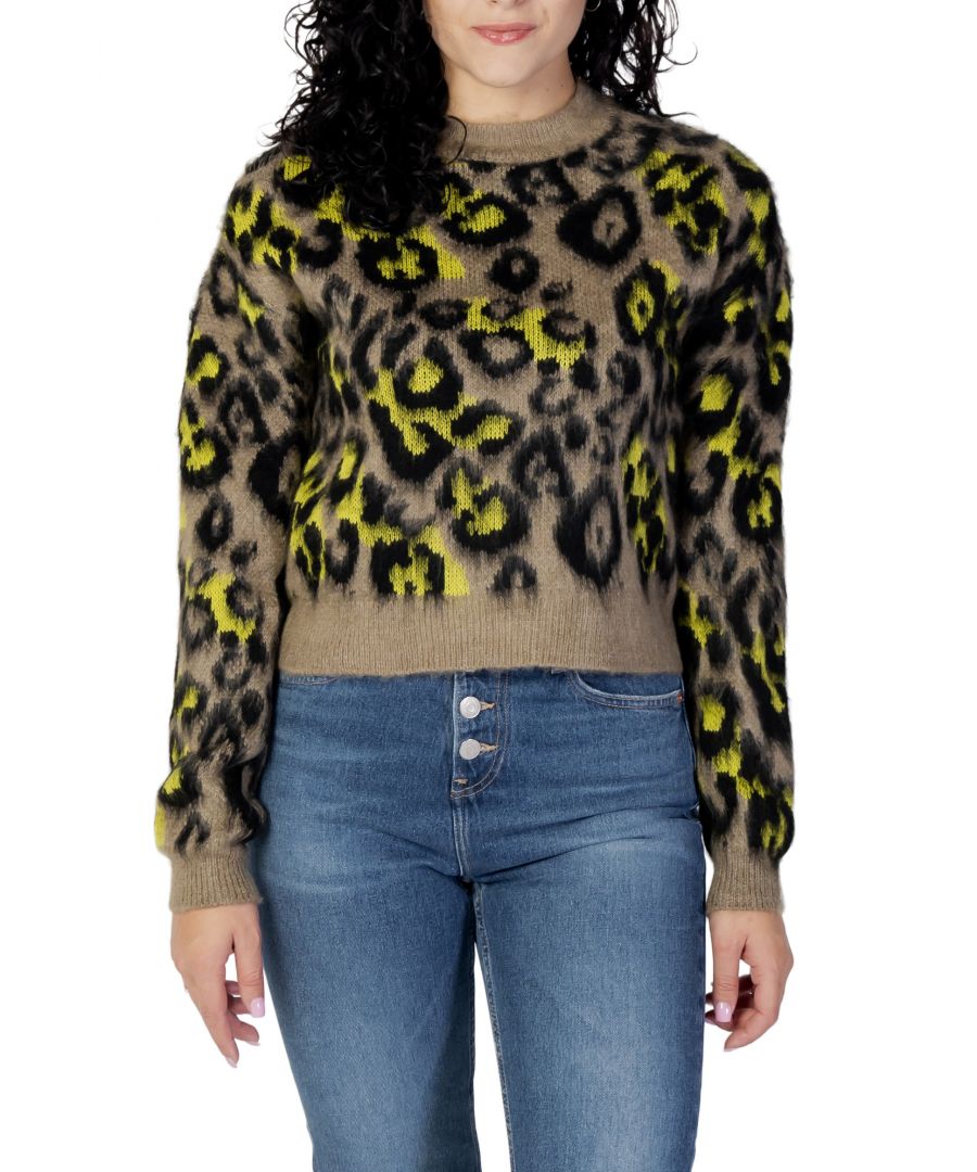 Deze trui voor dames van ONLY is gemaakt van een acrylmix. Het model heeft een ronde hals en lange mouwen.details van deze trui:stijlnaam: ONLASHLEY
