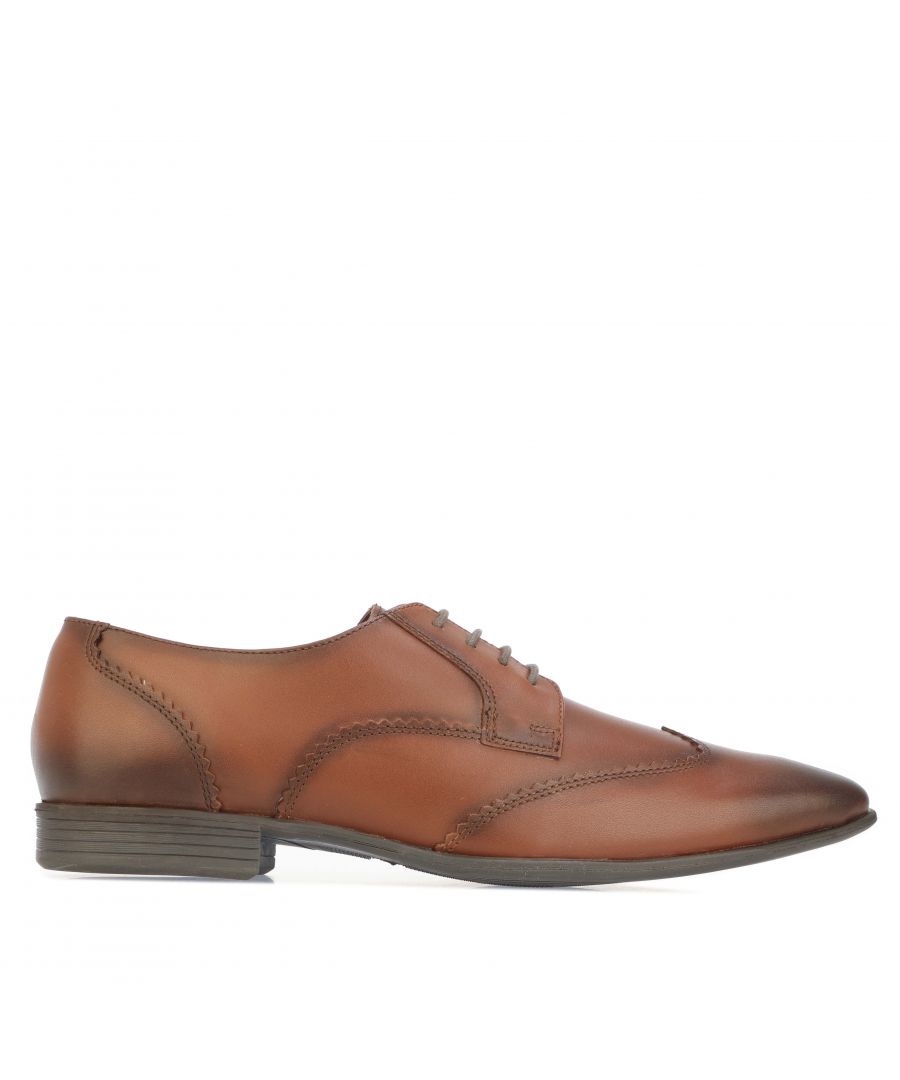 Mens Lambretta Blair Leather Wing Tip Shoes in tan.- Leather upper.- Four eyelet lace fastening.- Stacked heel.- Wing tip.- Rounded toe cap.- Rubber sole.- Ref: LAM0048A