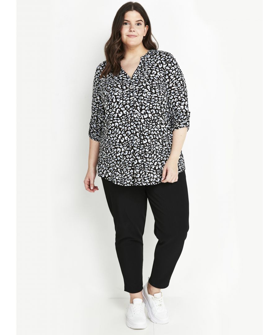 Catch eyes in the gorgeous animal print of our cute and casual Jersey Top! A go-to style for AM to PM wear, this top features a notched neckline, relaxed fit and comfortable stretch fabrication. Key Features Include: - Notched collarless neckline - 3/4 sleeves - Lightweight stretch fabrication - Unlined - Relaxed fit - Pull over style - Hip length Pare your look back with blue jeans, ankle boots and a cosy cardigan.