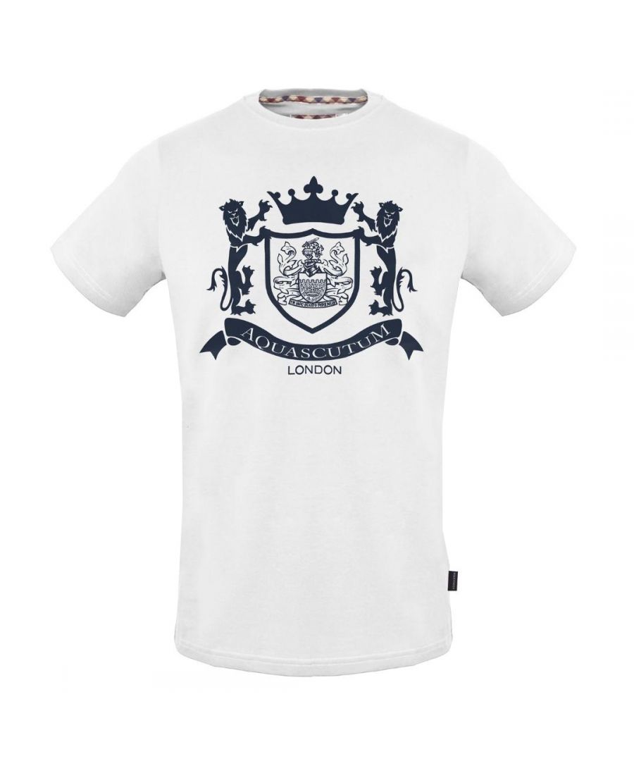 Wit T-shirt met koninklijk Aquascutum-logo. Wit T-shirt met koninklijk Aquascutum-logo. Ronde hals, korte mouwen. Elastische pasvorm 95% katoen, 5% elastaan. Normale pasvorm, past volgens de maat. Stijl TSIA08 01