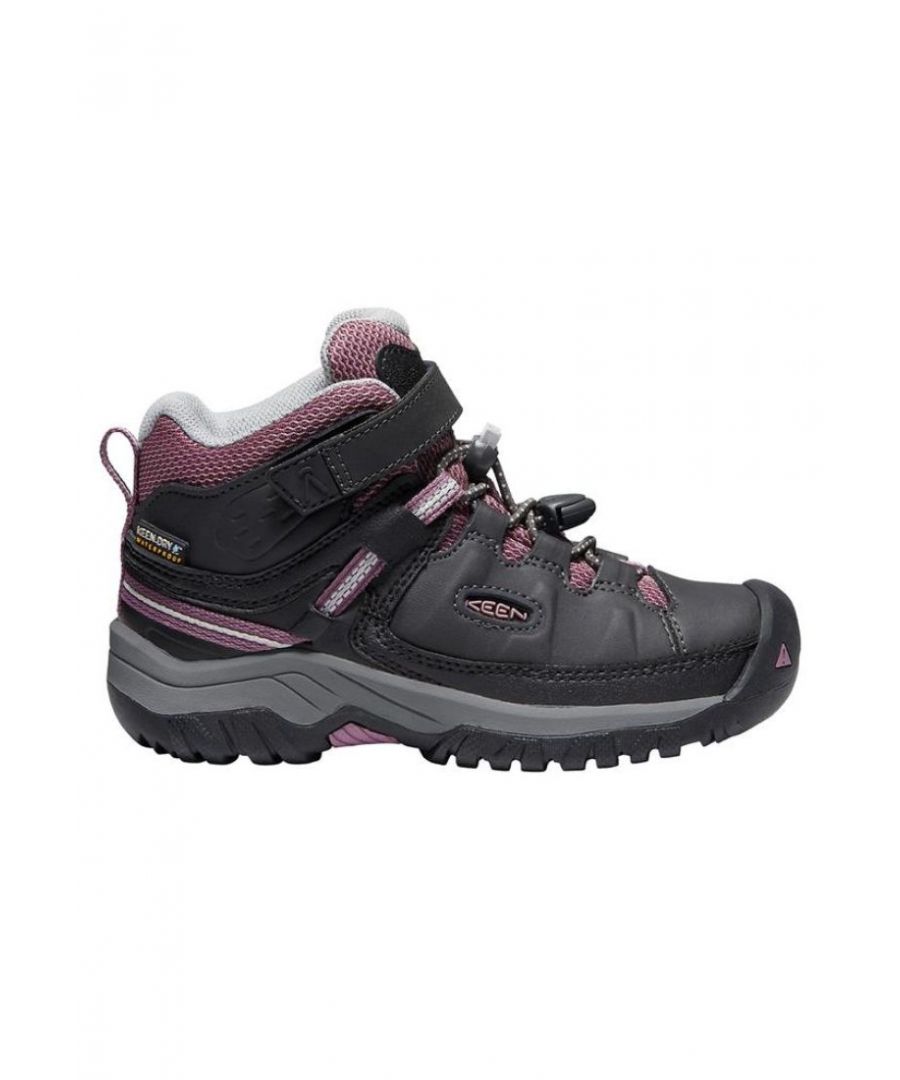 Taking the same lean, tough, and gritty design as their award-winning adult hiking boots, the KEEN Kids Targhee collection is built to take active boys and girls further. With cushioned support, weatherproof performance, and all-terrain traction, they'll attack every trail with confidence.\n\nFeatures\n\n\nKEEN.DRY waterproof, beathable membrane\nSecure-fit lace-capture system\nPadded tongue and collar for comfort\nTPU heel-capture system for stability\nCleansport NXT™ for natural odour control\nPFC-free durable water repellent\n\n\nMaterial\n\n\nWaterproof leather and textile upper\nNon-marking rubber outsole leaves no trace\nBreathable mesh lining\nRemovable EVA insoles\nTechnologies\n\n\nKEEN.DRY\n\n\nA proprietary waterproof, breathable membrane that lets vapor out without letting water in.\nCarefully selected leather uppers designed to last. Then again, if you're wearing your KEENs daily, they won't always be scuff and dirt-free. To treat day to day wear and tear, especially on lighter colour leathers, we recommend using a leather cleaner and conditioner, found at most footwear retailers and/or shoe repair shops.