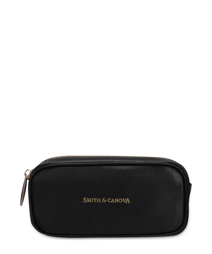 Discover the Saffiano Leather Glasses Case from the Amelia collection. Delicate details with simple styling at it's most refined. Luxury leathers are stitched together with precision and the quality zip closes the case, keeping it's contents safe and secure. The flashes of gold add to the premium design. Features: , Saffiano leather, Smith and Canova gold embossed logo, Zip top opening, Gold metal zip pull, Smith and Canova branded lining