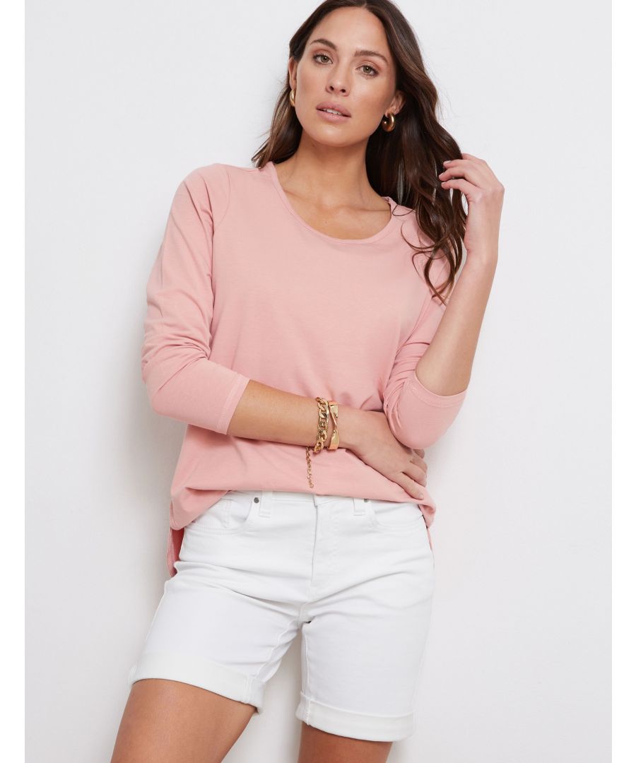 This three quarter sleeve top has a rounded neckline with a fitted silhouette. The classic fit is perfect for any occasion and the pale pink hue makes it an easy choice! For days when you're feeling like an elegant goddess, slip into this simple round neck shirt with slightly longer sleeves and a regular hem. Perfect for pairing with jeans or leggings and adding flare to every occasion! -- Kick off your outfit with this three quarter sleeve crop top. Its timeless style and soft material is a must have for any occasion. This round neck tee in thistle purple makes for the perfect piece of cozy clothing. It features straight hem sleeves and an easy fit, so your little one will be able get this on comfortably and feel great as they wear this piece of clothing. -- This light pink tee features an easygoing, round neckline with fitted sleeves. It's ideal for layering and wearing casually with leggings, skinny pants, and boots. Show your love of all things pastel with this violet crew neck T by Uniqlo! With a three quarter sleeve length, straight hem, and print that gives off a delicate vibe, you'll fall in love at first sight. -- Three fourth sleeves are perfect for a full range of motion and a hint of the skin. Be bold in this hot pink tee with a straight hem and fitted fit. You'll love this plain print turtleneck that also happens to have a rounded neckline. Wear this versatile style on days when you're wearing jeans, or dress up with a skirt for an evening out! -- This feminine 3/4 sleeve tee is an easy fit with a hem that is regular. The neckline has been rounded for a soft look and the shorter sleeves make this piece an easy choice. Pair it with jeans or wear it out on the town! Flaunt your love of all things color with this violet shirt featuring a straight hem. This fitted tee can be worn to any occasion, whether you're wearing it as a top or bottom layer.Material:  95% Cotton / 5% Elastane