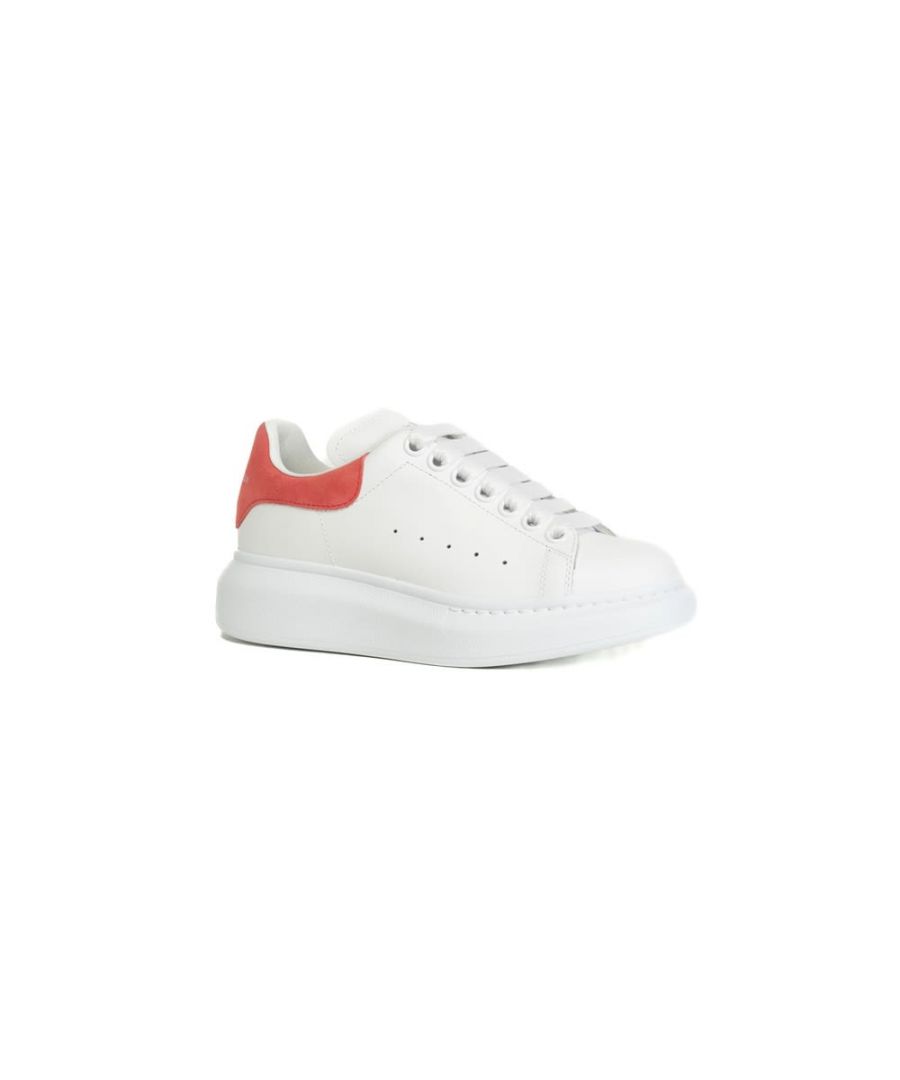 White-coral Sneaker