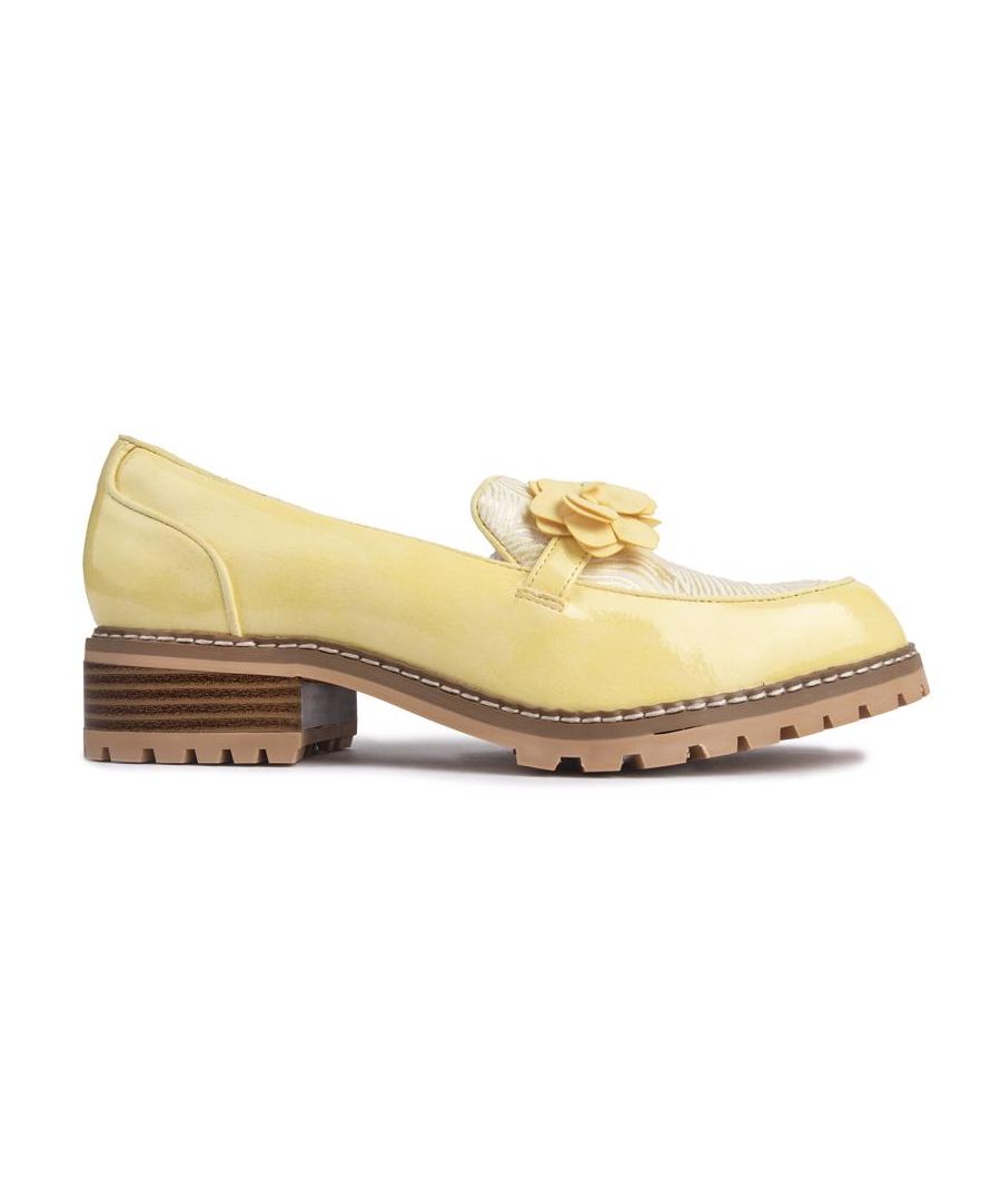 Jazz Up Your Look With A Pop Of Colour. These Lemon Yellow Ruby Shoo Gigi Loafers Are Designed With An Eye-catching Floral Bow, Shiny Patent Look Upper And A 3,5 Cm Heel. These Chic Ladies' Pumps Have A Lovely Design And Are Ideal For Your Day Or Evening Out In Town.