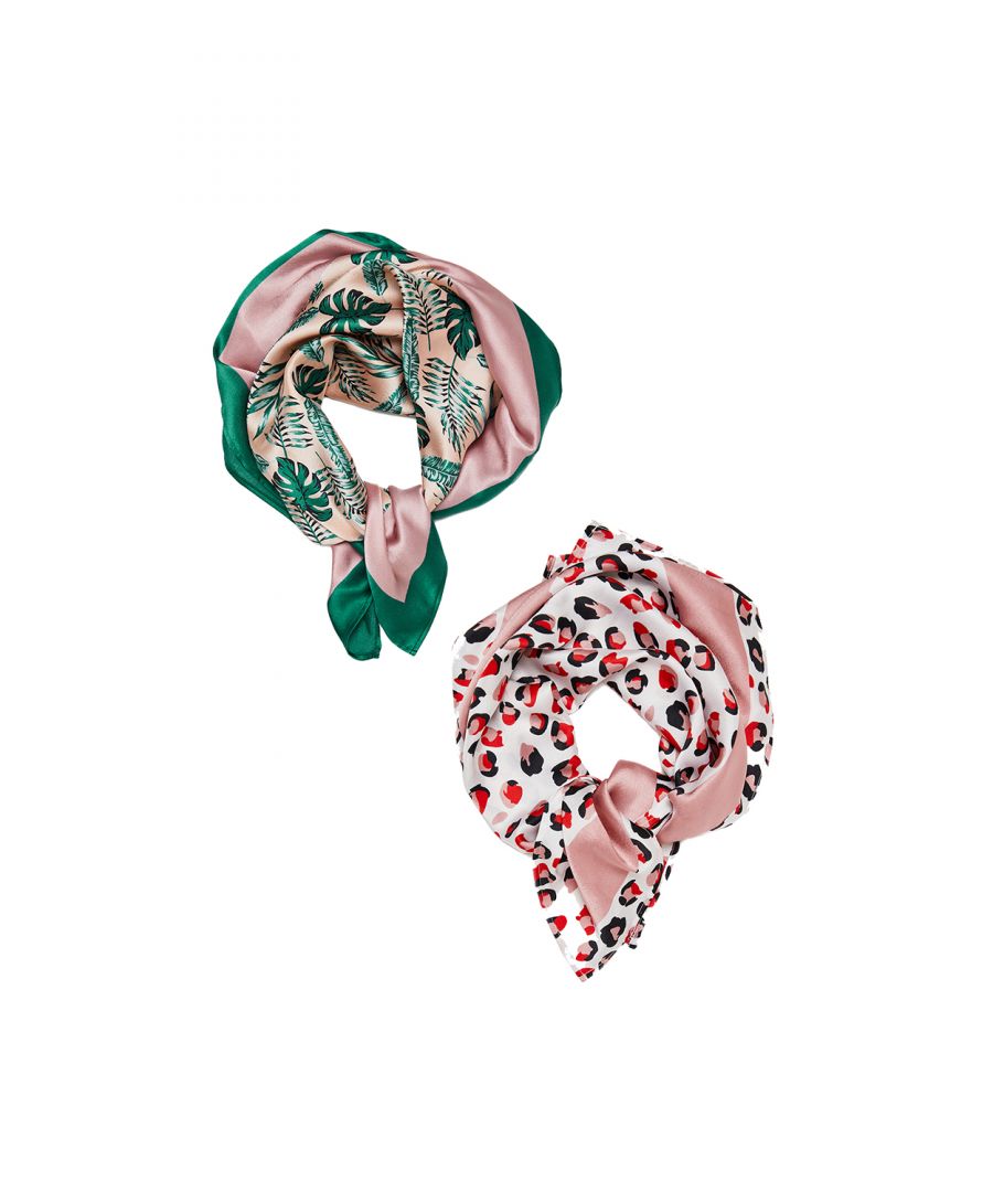 Uplevel your look with the Threadbare square printed satin scarves.\nOne tropical palm print in pale pink and teal is gorgeous for summer. One off-white with neutral leopard print with a splash of orange and pale pink square border.\nPerfect tied at the neck with a simple t-shirt dress, or wear in the hair with a ribbed knit midi dress.