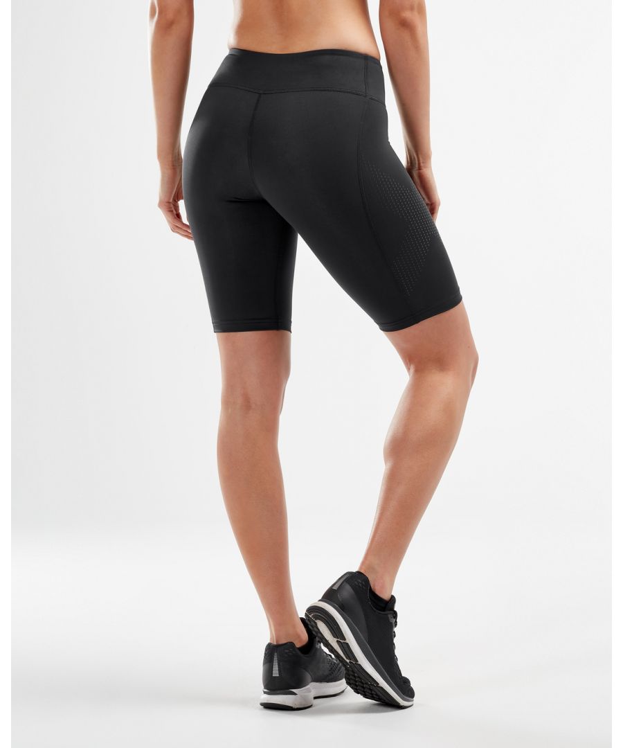 2xu motion compression womens black shorts - size small