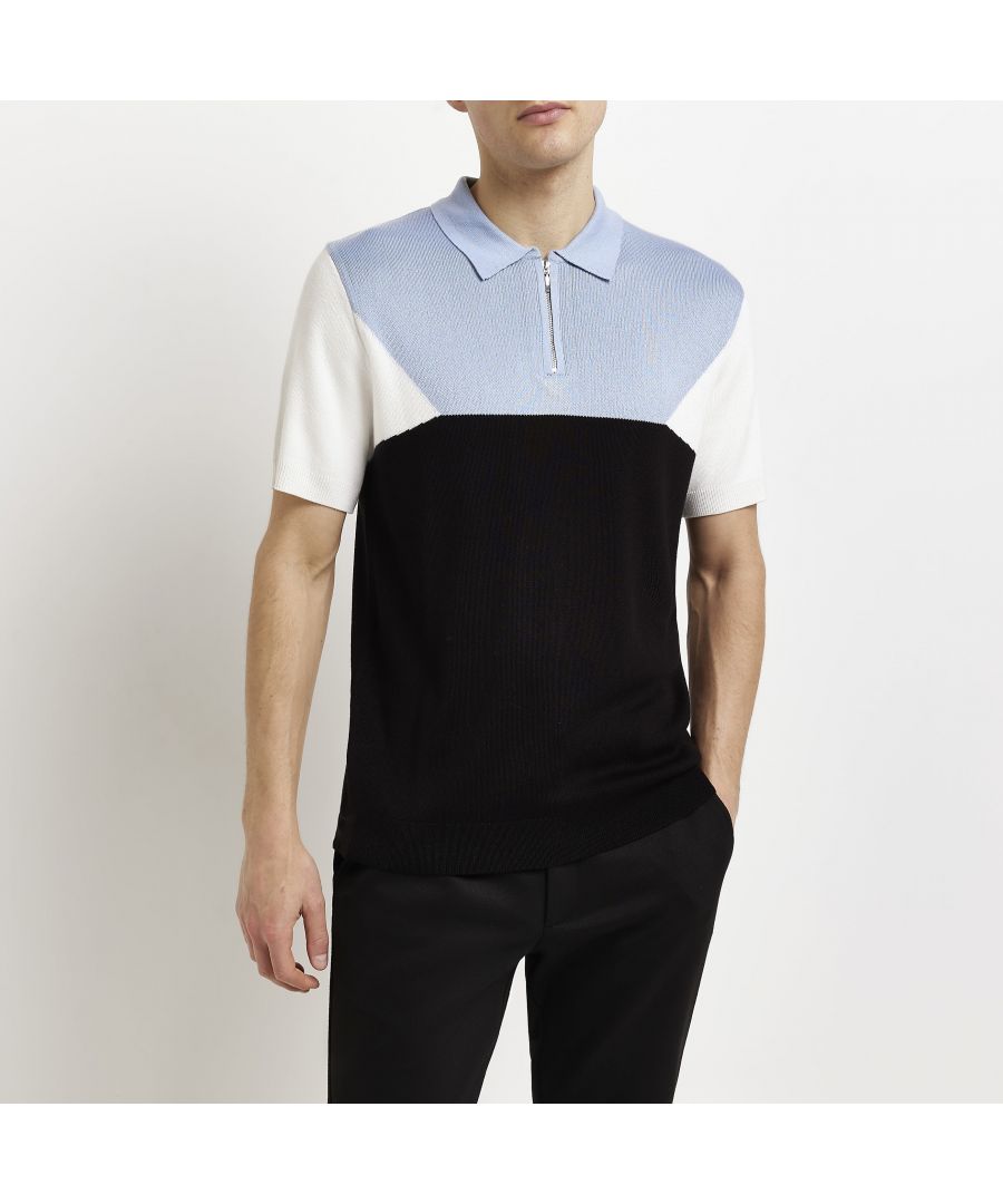 > Brand: River Island> Department: Men> Material: Viscose> Material Composition: 55% Viscose 45% Acrylic> Type: Polo> Size Type: Regular> Fit: Regular> Occasion: Casual> Season: AW22> Pattern: Colourblock> Neckline: Collared> Sleeve Length: Short Sleeve> Collar Style: Spread