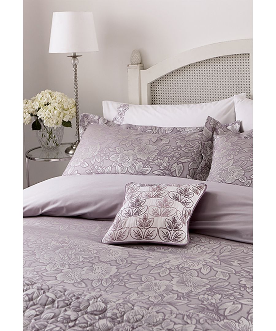 Avery takes its cue from tropical Japanese flowers and features an illustrative floral design in a softly textured jacquard weave. The beautiful pattern and soft colourway evoke a sense of romance. 134 Thread Count. Made in China.